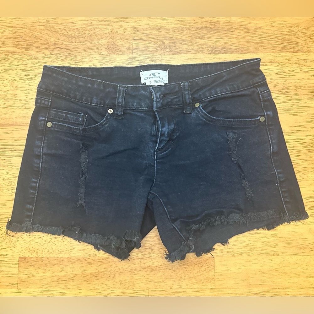 O’ Neill black distressed shorts size 3